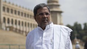 Former Karnataka Chief Minister Siddaramaiah Tests Positive For Coronavirus, Hospitalized!