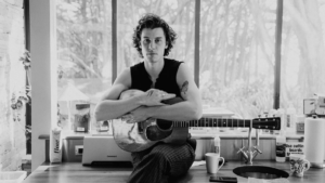 Shawn Mendes Birthday: Canadian Pop Singer Turns 22 today