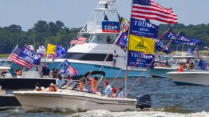 View 15 Unique Pictures From The ‘Trump Boat Rally 2020’