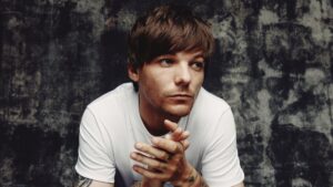 Louis Tomlinson Wins ‘Artist Of The Summer’ Award!