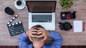 Covid-19 Lockdown Created ‘Stranded Employees’, Forced Them To Stay On A Job They Hated And Planned To Leave